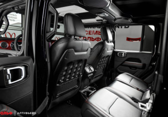 Новый Jeep Gladiator 2023 (14 фото)