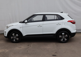 Подержанный автомобиль Hyundai Creta 2017 года (8 фото)