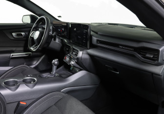 Подержанный автомобиль Ford Mustang Coupe 2023 года (10 фото)
