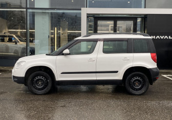 Подержанный автомобиль Skoda Yeti 2013 года (8 фото)