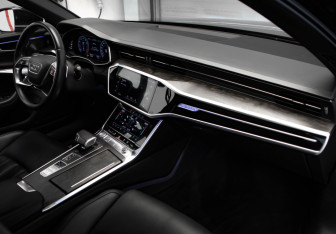 Подержанный автомобиль Audi A6 Sedan 2018 года (73 фото)