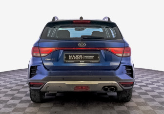 Подержанный автомобиль Kia Rio Hatchback 2021 года (6 фото)