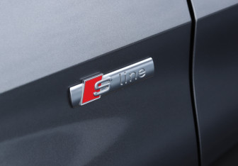 Подержанный автомобиль Audi A3 Sedan 2021 года (20 фото)