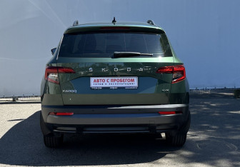 Подержанный автомобиль Skoda Karoq 2021 года (6 фото)