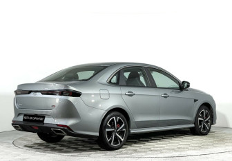 Подержанный автомобиль Kaiyi E5 2023 года (5 фото)