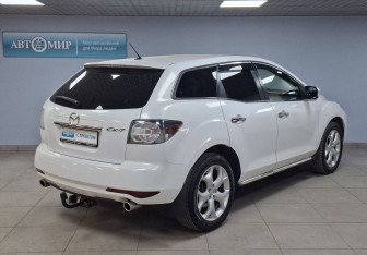 Подержанный автомобиль Mazda CX-7 2011 года (5 фото)