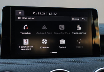 Подержанный автомобиль Kia Stinger 2021 года (18 фото)