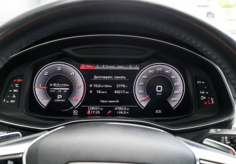 Подержанный автомобиль Audi A7 2019 года (14 фото)