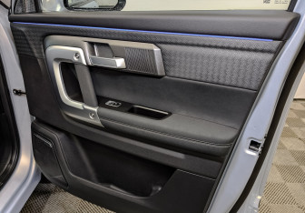 Подержанный автомобиль Jaecoo J7 2023 года (24 фото)