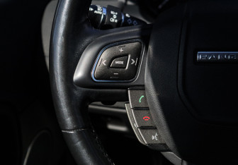 Подержанный автомобиль Land Rover Range Rover Evoque 2018 года (22 фото)