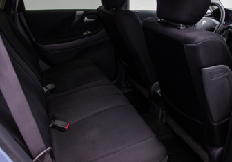 Подержанный автомобиль Suzuki Liana Wagon 2005 года (11 фото)