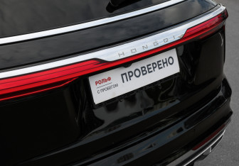 Подержанный автомобиль Hongqi E-HS9 2020 года (27 фото)