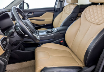 Подержанный автомобиль Hyundai Santa Fe 2022 года (21 фото)