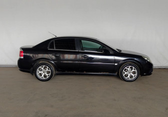 Подержанный автомобиль Opel Vectra Sedan 2006 года (8 фото)