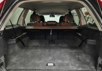 Подержанный автомобиль Volvo XC90 2006 года (9 фото)