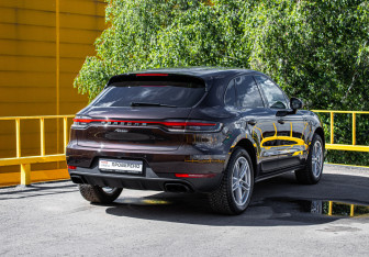 Подержанный автомобиль Porsche Macan 2019 года (4 фото)