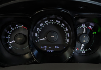 Подержанный автомобиль LADA (ВАЗ) Vesta Sedan 2016 года (12 фото)