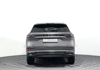 Подержанный автомобиль Jaecoo J8 2024 года (6 фото)