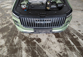 Подержанный автомобиль Jaecoo J7 2023 года (19 фото)