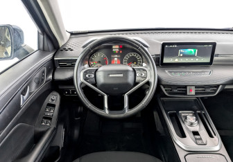 Подержанный автомобиль Haval Jolion 2023 года (21 фото)