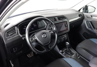 Подержанный автомобиль Volkswagen Tiguan 2019 года (9 фото)