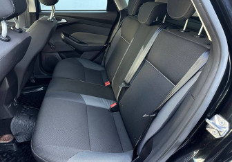 Подержанный автомобиль Ford Focus Hatchback 2013 года (10 фото)