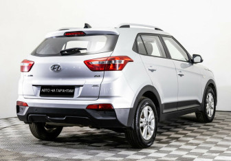 Подержанный автомобиль Hyundai Creta 2016 года (3 фото)