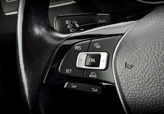 Подержанный автомобиль Volkswagen Tiguan 2017 года (28 фото)