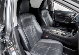 Подержанный автомобиль Lexus RX 2019 года (24 фото)