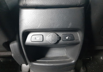 Подержанный автомобиль Kia Sorento 2018 года (20 фото)