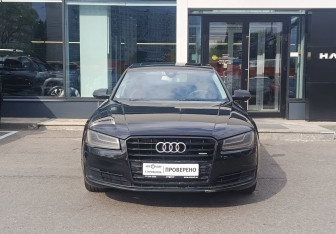 Подержанный автомобиль Audi A8 2014 года (2 фото)