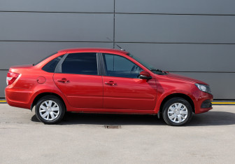 Подержанный автомобиль LADA (ВАЗ) Granta Sedan 2022 года (4 фото)