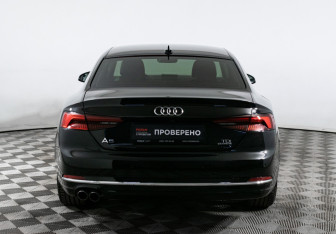 Подержанный автомобиль Audi A5 Coupe 2018 года (6 фото)