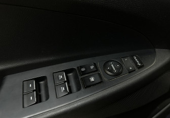 Подержанный автомобиль Hyundai Tucson 2018 года (21 фото)