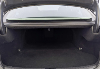 Подержанный автомобиль Genesis G70 2018 года (10 фото)