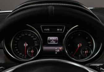 Подержанный автомобиль Mercedes-Benz GLE 2017 года (26 фото)