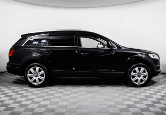 Подержанный автомобиль Audi Q7 2007 года (4 фото)