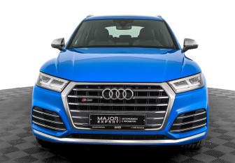 Подержанный автомобиль Audi SQ5 2019 года (2 фото)