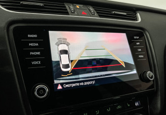 Подержанный автомобиль Skoda Octavia Liftback 2019 года (15 фото)