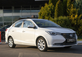 Подержанный автомобиль Changan Alsvin 2023 года (2 фото)