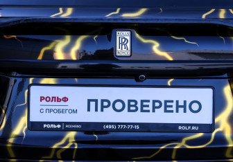 Подержанный автомобиль Rolls-Royce Cullinan 2019 года (39 фото)