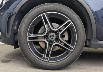 Подержанный автомобиль Mercedes-Benz GLC Coupe 2021 года (12 фото)