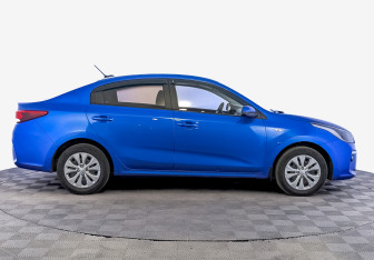 Подержанный автомобиль Kia Rio Sedan 2020 года (4 фото)