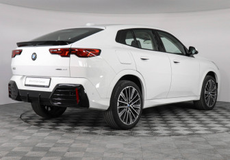 Новый BMW X2 2025 (2 фото)