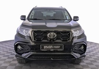 Подержанный автомобиль Toyota Land Cruiser Prado 2022 года (2 фото)