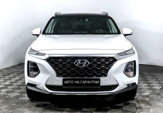 Подержанный автомобиль Hyundai Santa Fe 2019 года (2 фото)