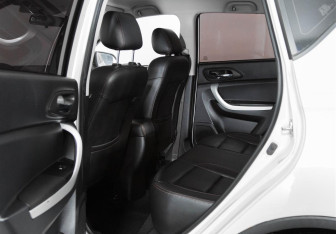 Подержанный автомобиль Changan CS35 2016 года (12 фото)