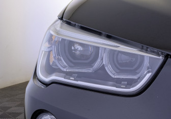 Подержанный автомобиль BMW X1 2019 года (11 фото)