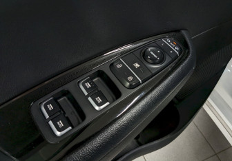 Подержанный автомобиль Kia Optima Sedan 2017 года (12 фото)