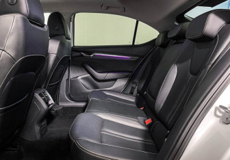 Подержанный автомобиль Skoda Octavia Liftback 2023 года (10 фото)